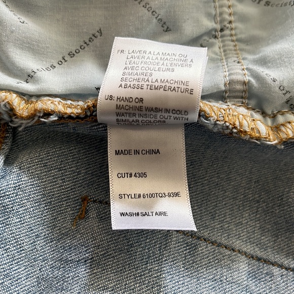 Articles of Society High  Rise  Denim Shorts, Size 31, NWT - Picture 12 of 16